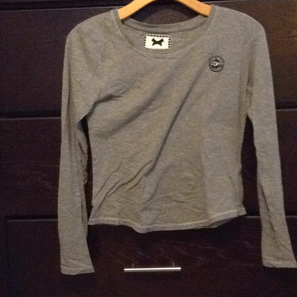 Gilly Hicks Tops - Gilly Hicks Gray Long Sleeve Tee Size Small